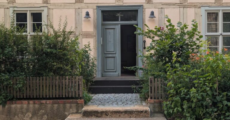 Rénover sa porte d’entrée : isolation, sécurité, serrure — par où commencer